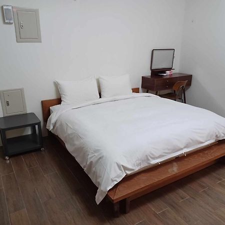 舟津食旅 Mooring B&B 禁菸民宿 訂房請詳閱住宿須知 Hualien Eksteriør billede